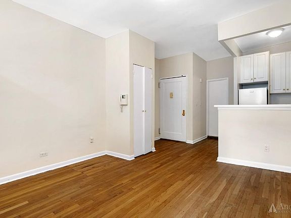 4th image of 417 W 56th St APT 1D