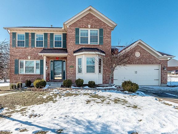 2nd image of 2899 Creekside Dr