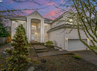 16366 SW Sienna Ln, Beaverton, OR 97007