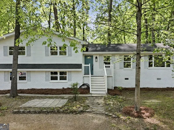 5730 Goldfield Dr, Acworth, GA 30102