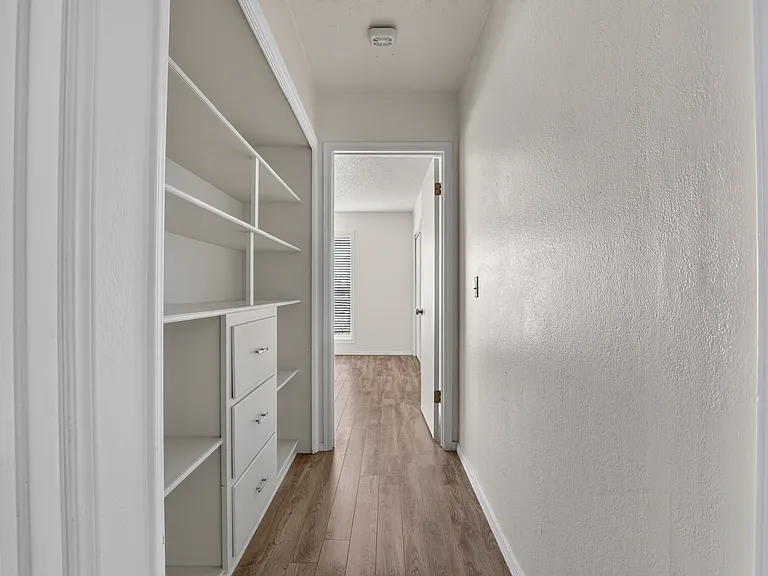 1024 Washington St — Photo 18