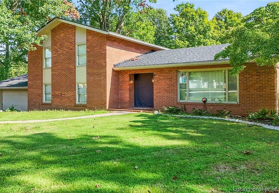 1st image of 306 Fairmount Drive