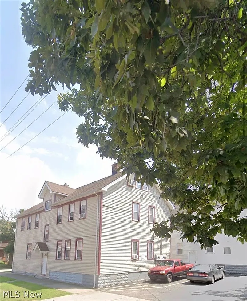 1 bed, 1.0 bath, $1,000 — Photo 2