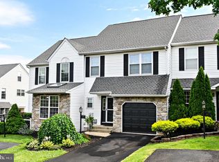 45 Country Rd, Perkasie, PA 18944