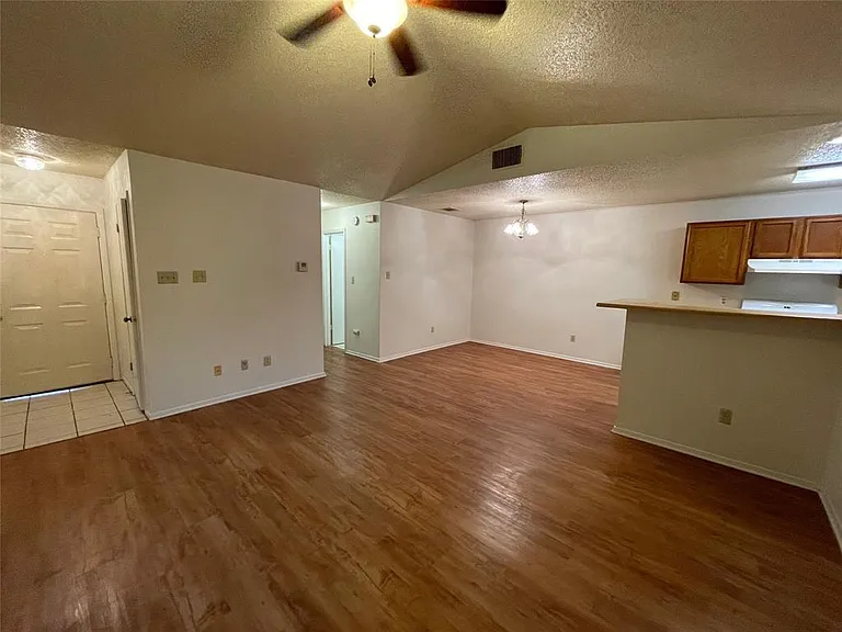 8005 W Gate Blvd #B — Photo 4
