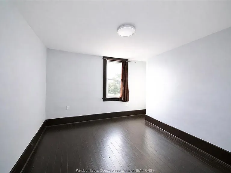 3463 Harris St — Photo 16