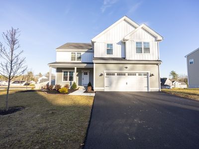 1 Clover Dr, Bellingham, MA, 02019