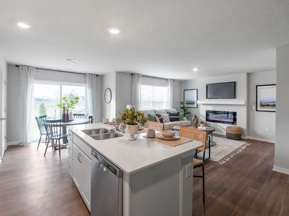 4546 SE Rockford Ave, West Des Moines, IA 50265