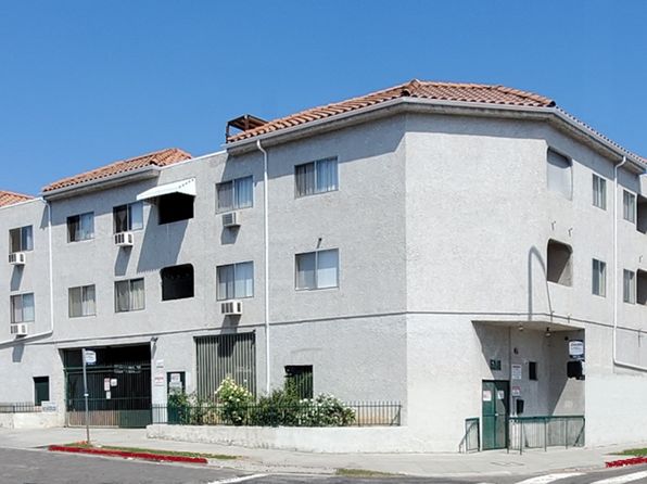 5101 Huntington Dr N #208