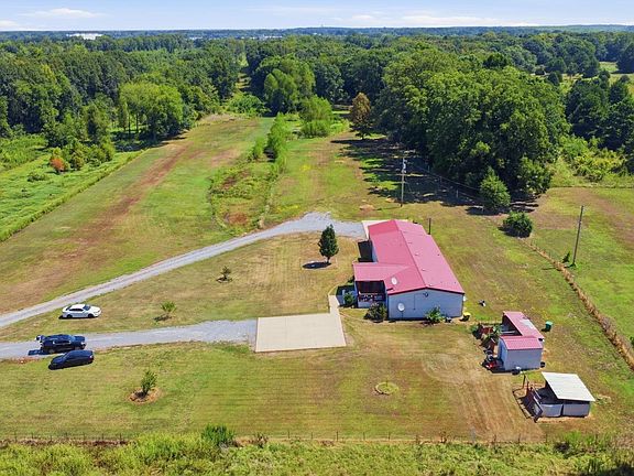 3rd image of 7001 Faulkner Lake Rd