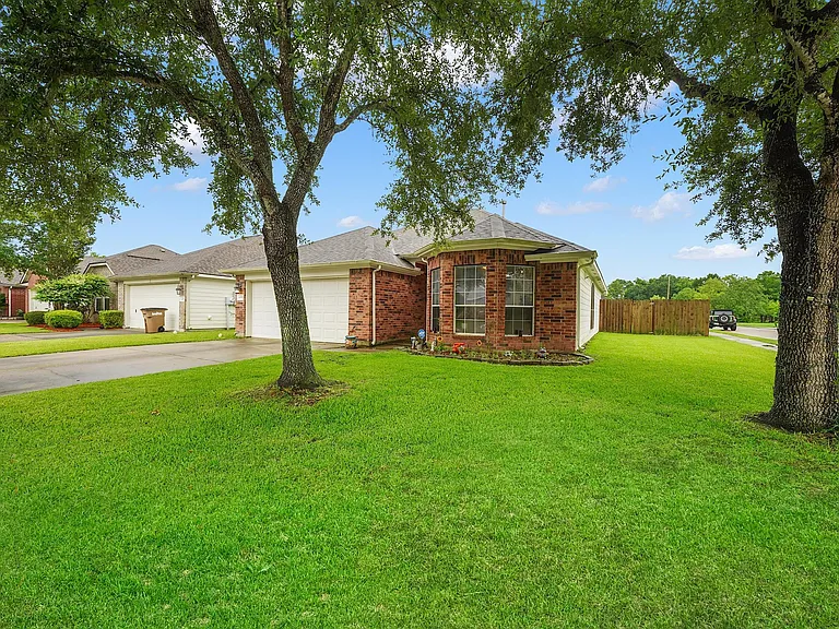 4006 Raspberry Ct — Photo 22