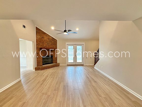 5th image of 4539 Parkwood Ln E