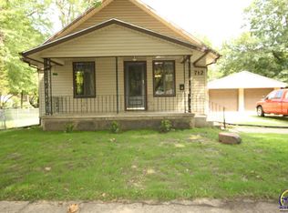 712 NE Arter Ave, Topeka, KS 66616