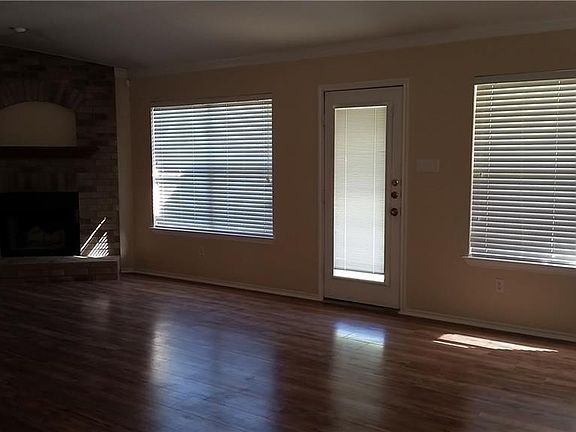 4th image of 406 Peaceful Haven Way