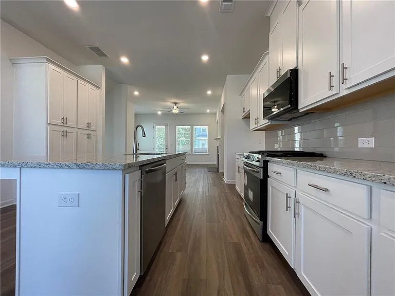 1597 Tilden Ct — Photo 9