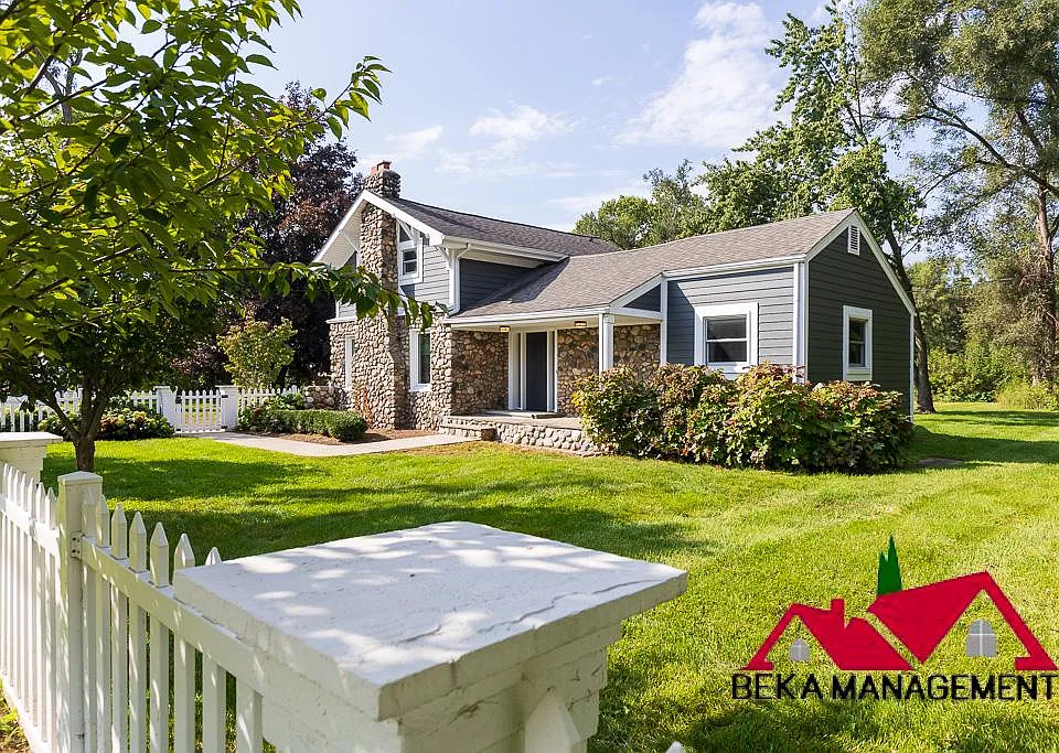 3167 Benstein Rd