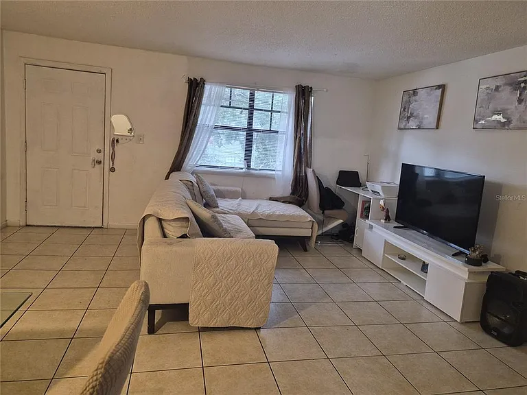 202 Poinsettia Pine Ct #202 — Photo 3
