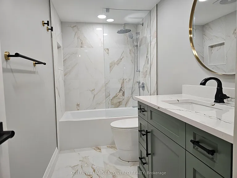 33 University Ave #1907 — Photo 12