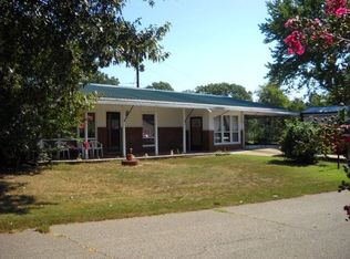 75 Elroy Dr, Springville, TN 38256