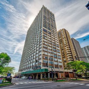 6171 N Sheridan Rd APT 2104, Chicago, IL, 60660
