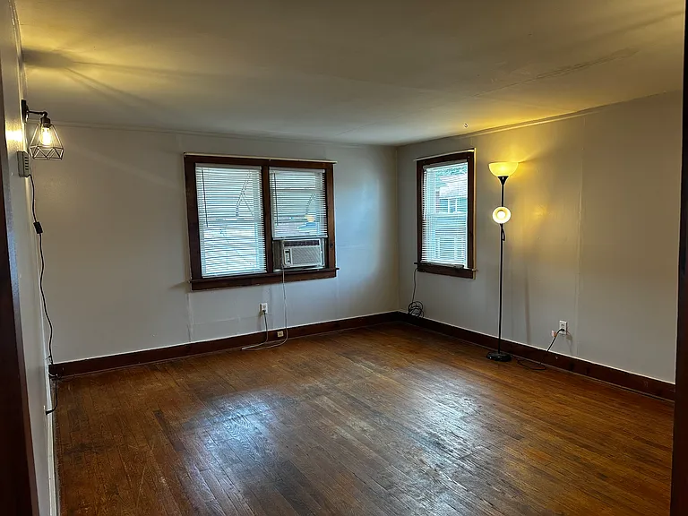 710 Front St — Photo 14