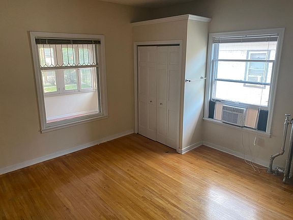 5th image of 3116 Emerson Ave S APT 3