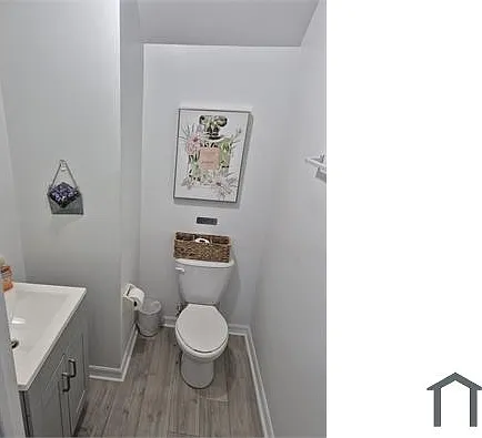 2 bed, 1050 sqft, $2,500 — Photo 2