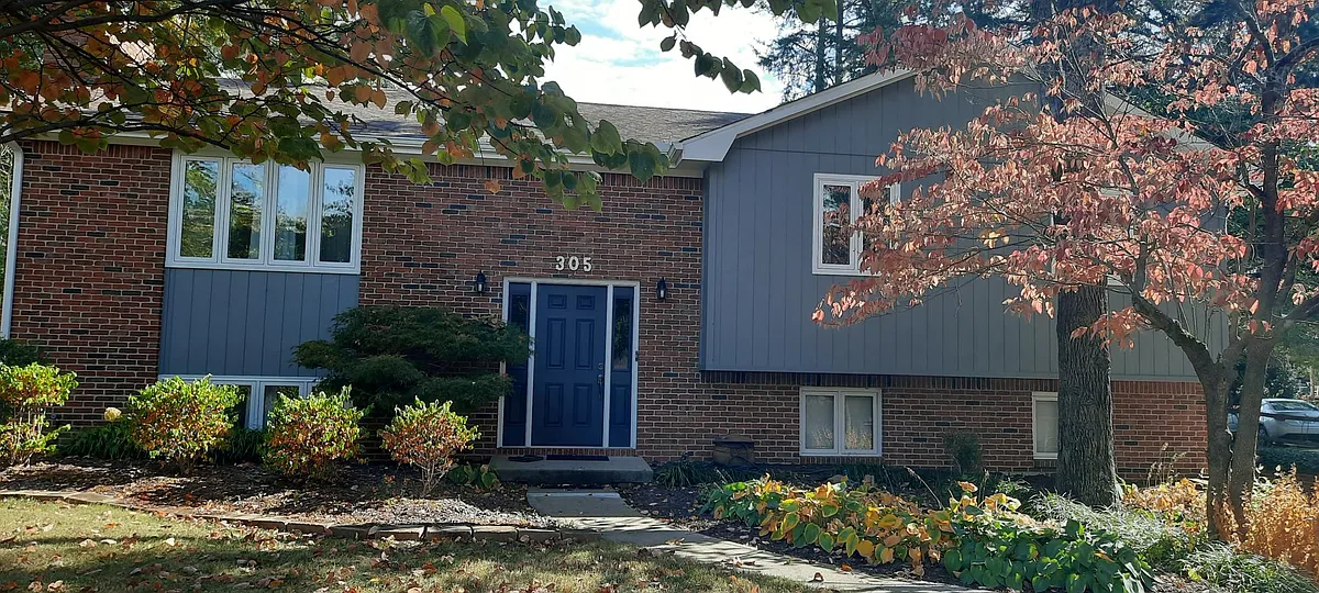 Building Photo - 305 Red Bud Dr