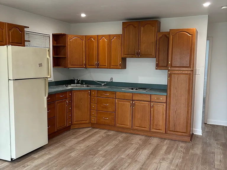 53 Pinewood Dr — Photo 4