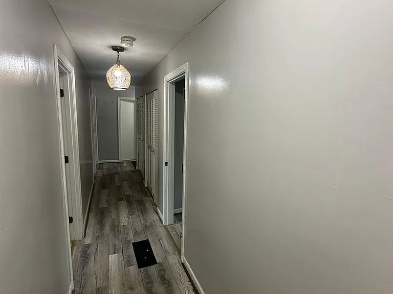 48 Fernview Ave #9 — Photo 6