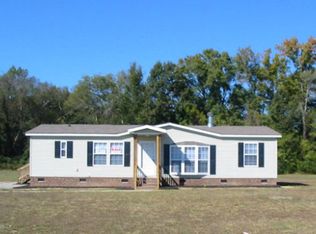 323 Whitehurst Ln, Tarboro, NC 27886