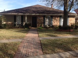 5213 Burke Dr, Metairie, LA 70003