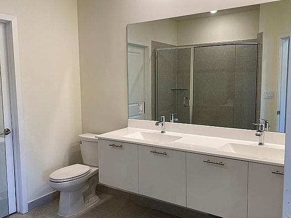 4th image of 10300 SW 66th St #107