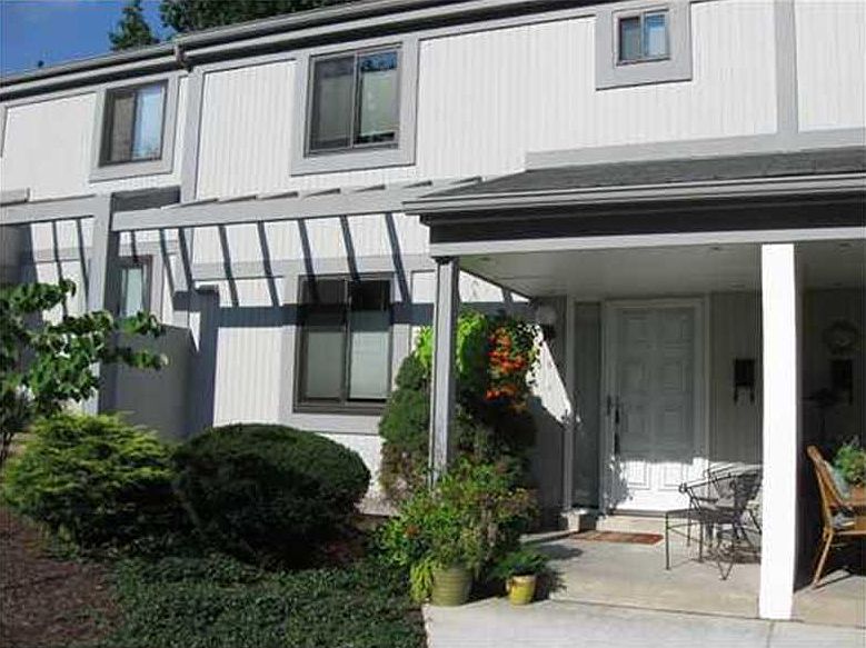 1st image of 1593 Pinehurst Dr