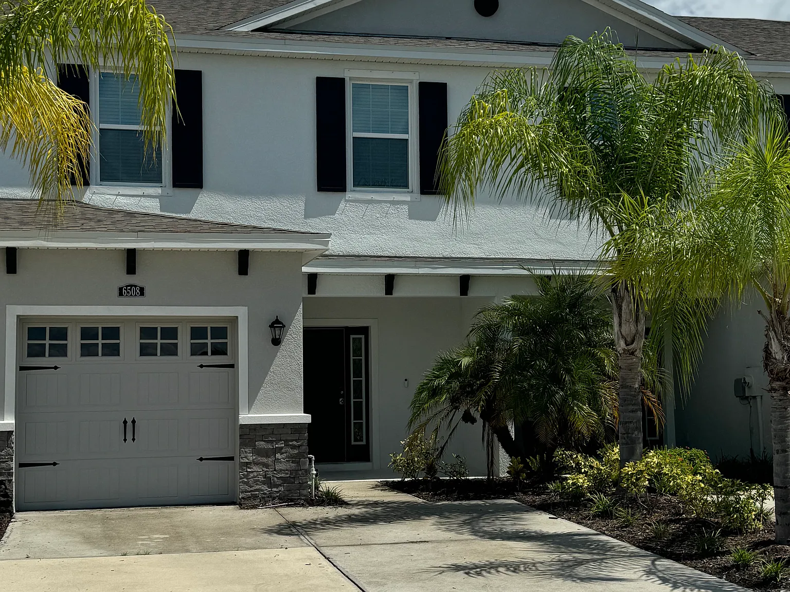 3 bed, 2.5 bath, 1567 sqft, $2,490 — Photo 2