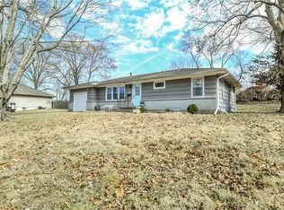100 NW 22nd St, Blue Springs, MO 64015