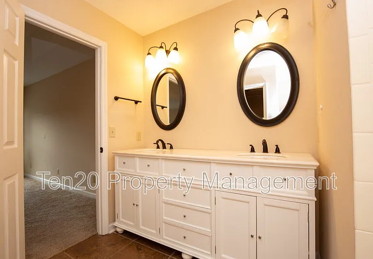 11 Leah Ct — Photo 11