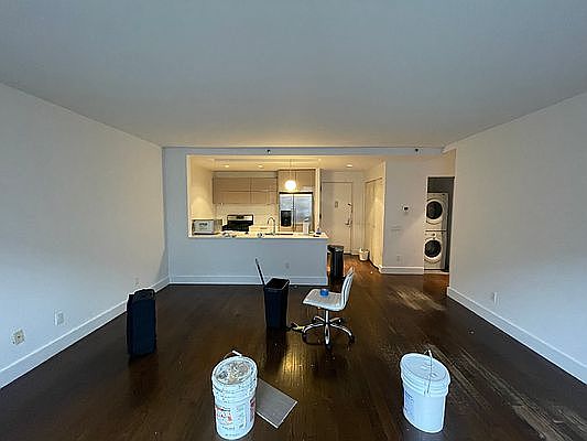 2nd image of 166 E 117th St #2C
