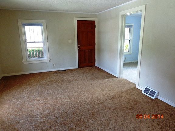 3rd image of 1314 Graceland Ave