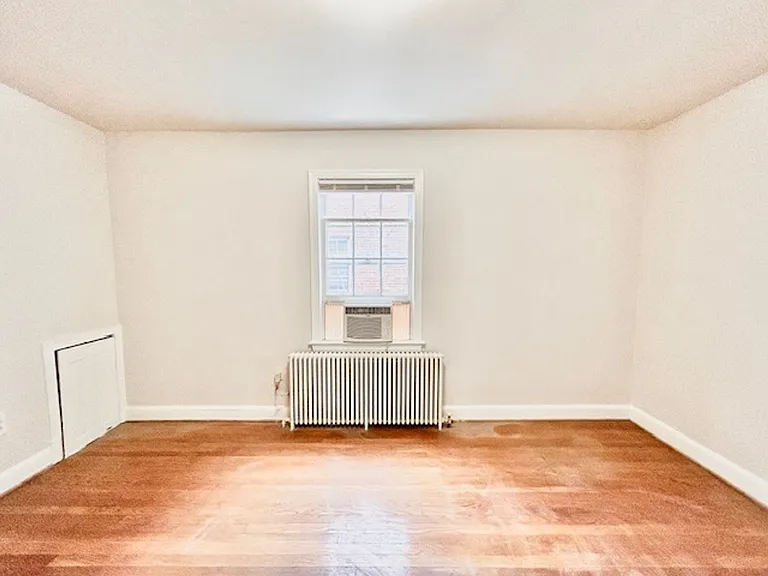 - 4534 Avondale Street — Photo 38