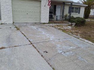 8253 Saybrook Dr, Port Richey, FL 34668