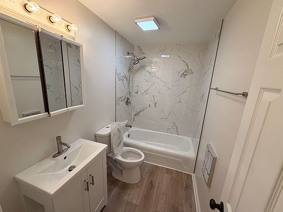 2nd image of 894-896 Prospect Ave #2