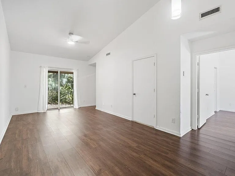 6249 Garden Ct — Photo 15