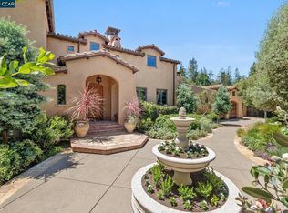 56 Rheem Blvd, Orinda, CA 94563