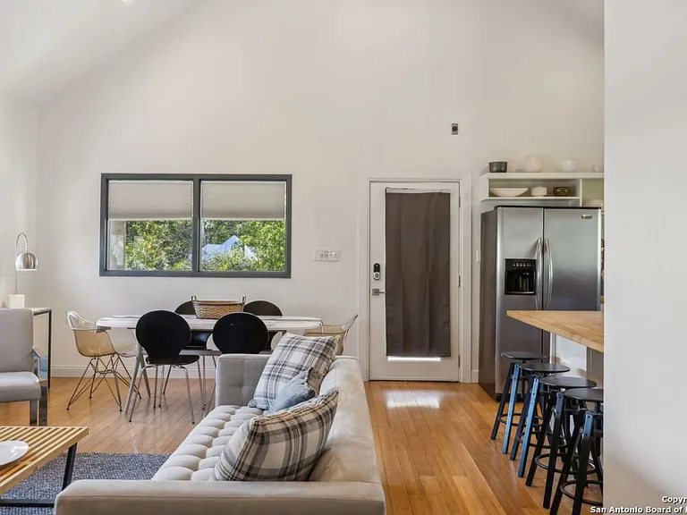 227 Claudia St #3 — Photo 18