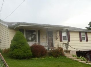 358 S Main St, Yoe, PA 17313