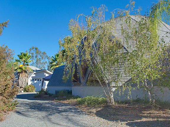 3rd image of 35125 Calle Nopal