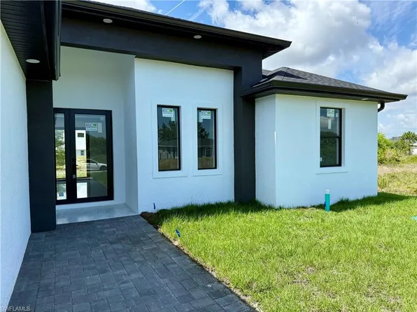 830 Wolverine ST E, LEHIGH ACRES, FL 33974