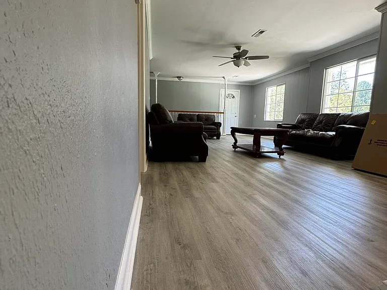 Murray Cir — Photo 15