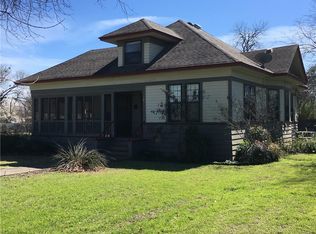 306 E Hayes Ave, Whitney, TX 76692